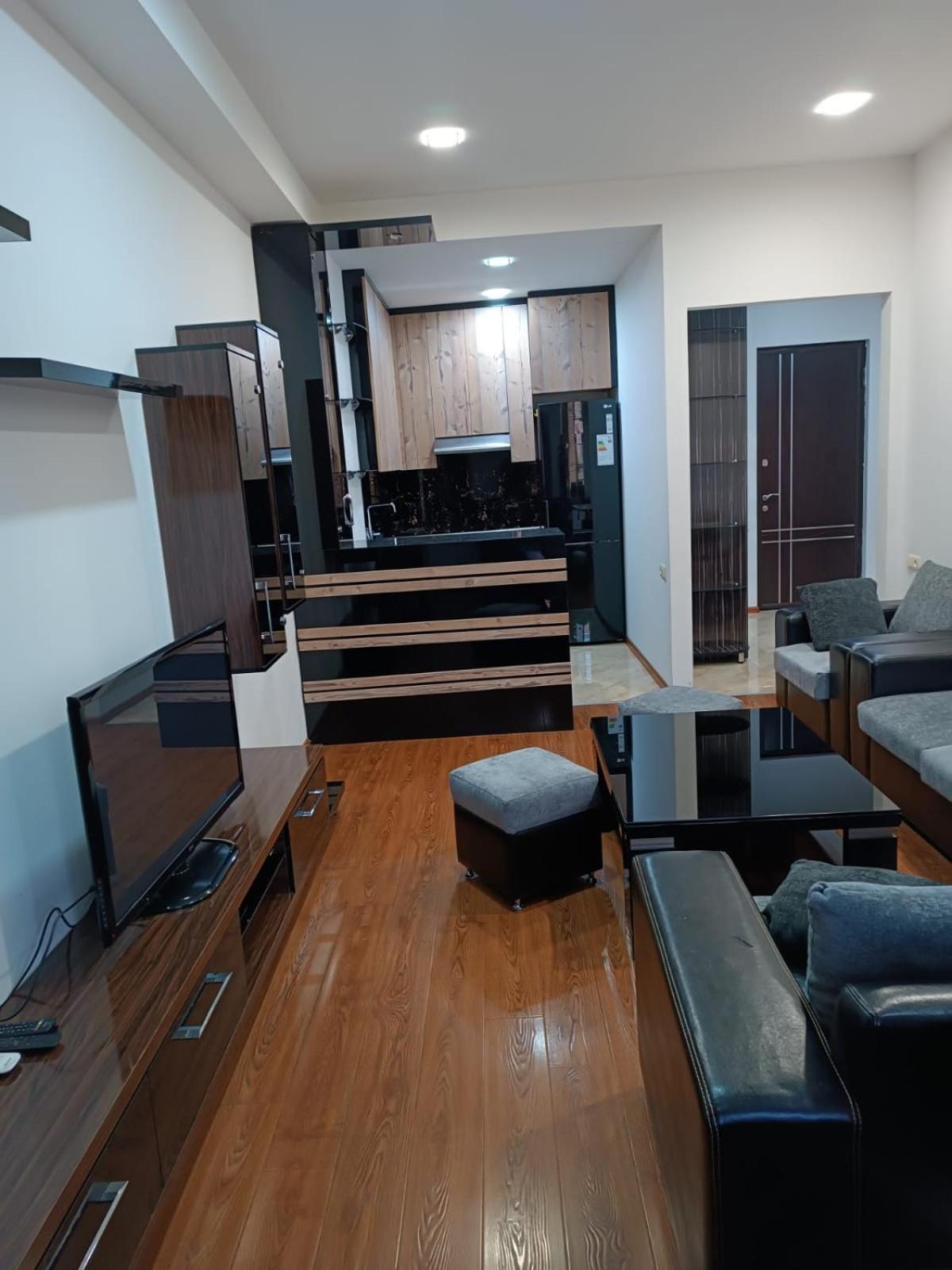Rent Inn Yerevan On Buzand Street Exterior foto